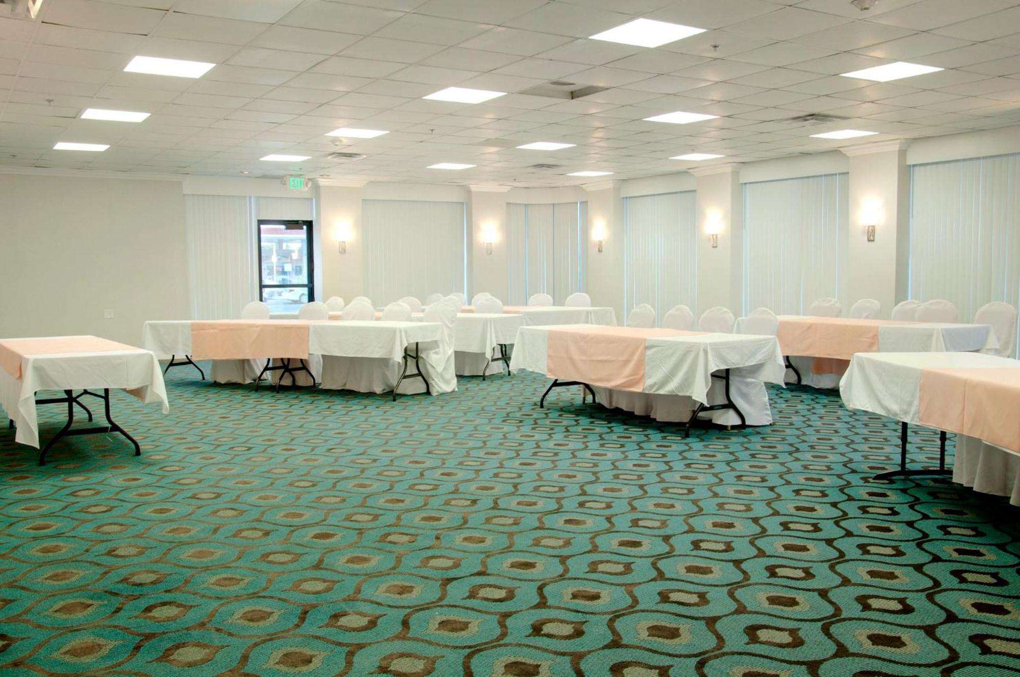 Holiday Inn Victorville By Ihg Zewnętrze zdjęcie